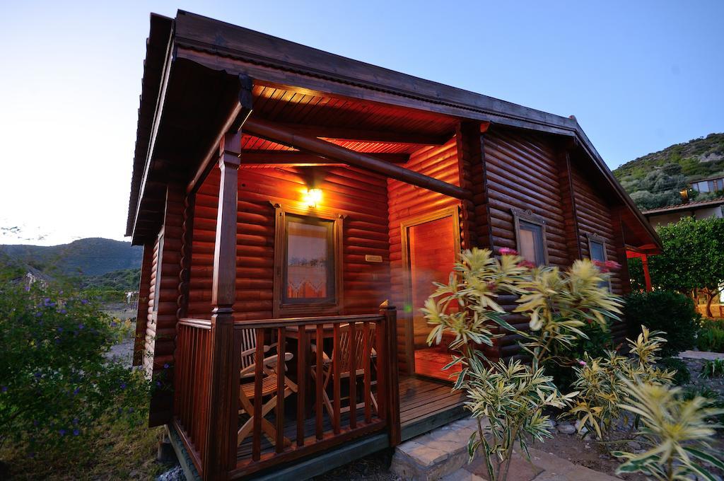 Hayitbuku Ahsapevleri Guest House Mesudiye  ภายนอก รูปภาพ